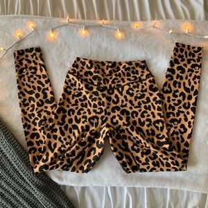 Balance Athletica King Cheetah Leggings ✨🖤